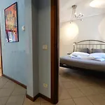 Hostdomus - Sciatori Garden Appartement *