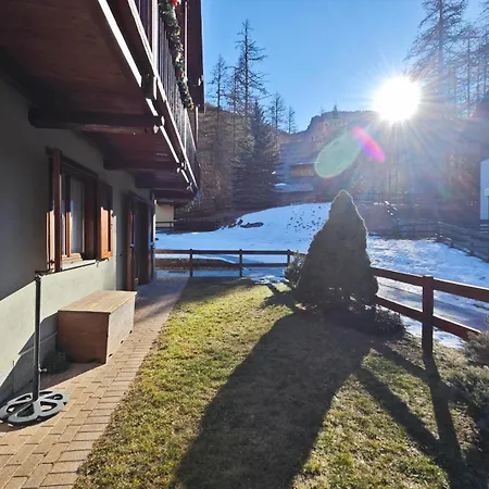 Hostdomus - Sciatori Garden Apartment